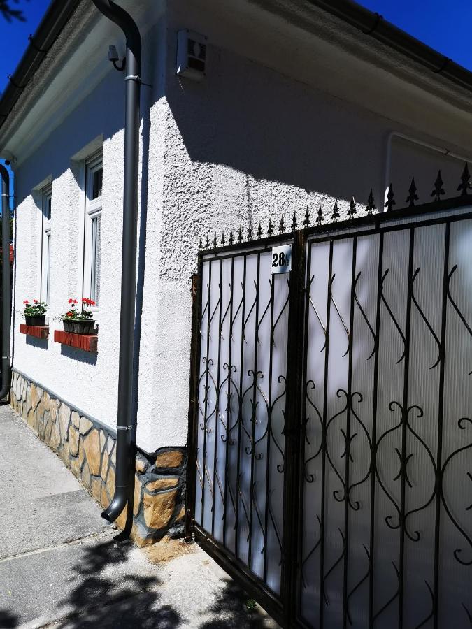 Lehel Apartman Keszthely Exterior photo